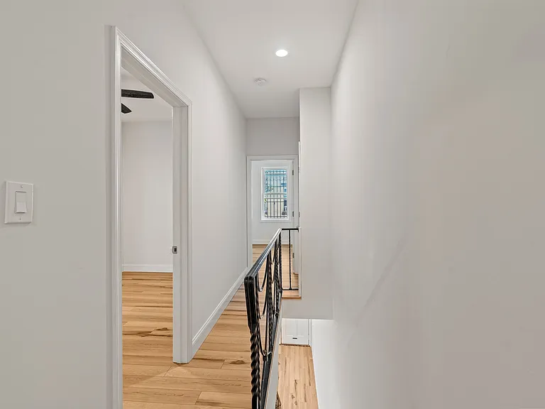 1630 Edgley St — Photo 26