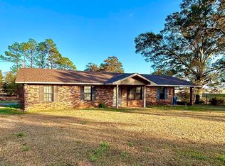 822 Dogwood Rd, Brewton, AL 36426