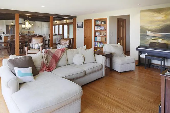 4701 Westover Ter — Photo 2