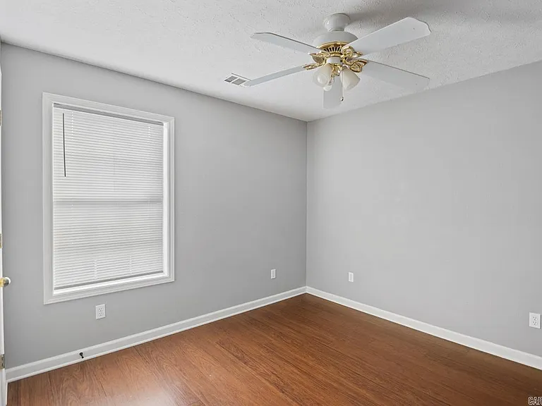 17 Azalea Dr — Photo 15