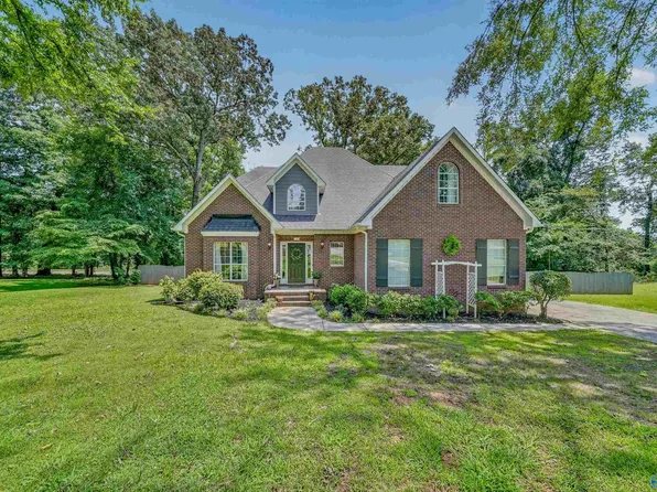 131 Spinnaker Cir, Madison, AL 35758