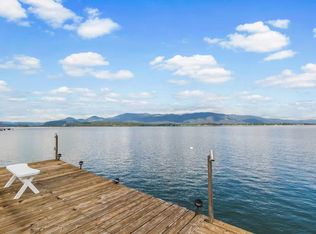 263 Lakeshore Dr, Sagle, ID 83860