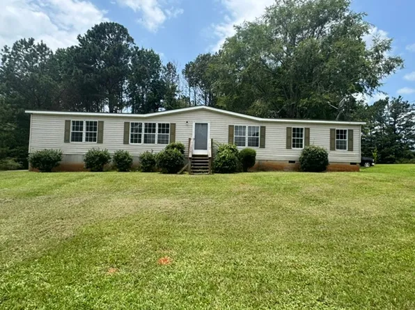 1451 Columbus Rd, Valley, AL 36854