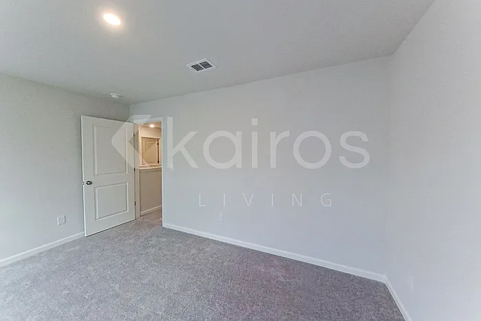 202 Topaz Ln — Photo 13