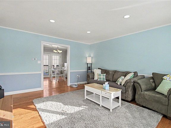 5th image of 7256 Sandy Hollow Rd