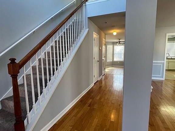 4th image of 3478 Palisade Park Ct