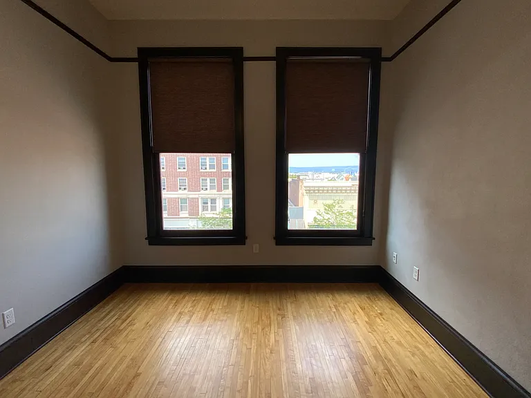 1202 Tower Ave — Photo 166