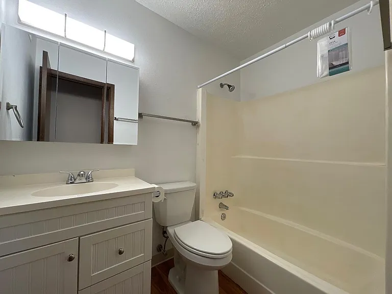3306 Grand Ave #9 — Photo 10