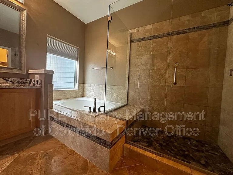 8602 Mallard Pl — Photo 12