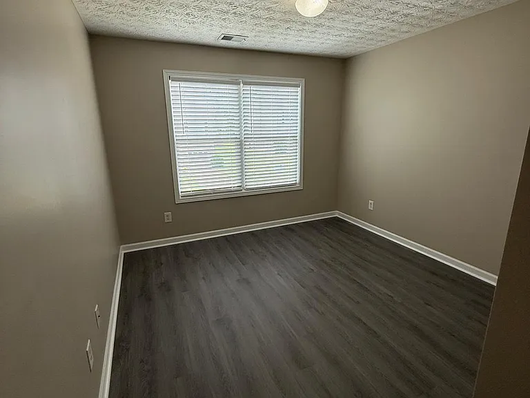 518 Oakside Pl — Photo 15