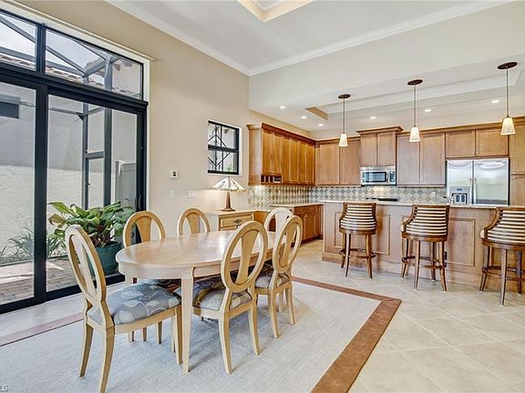 5th image of 7931 Cordoba Pl