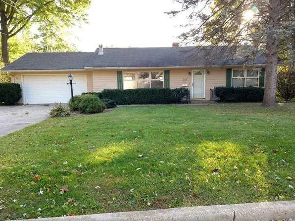 141 Delcy Dr, Dekalb, IL 60115