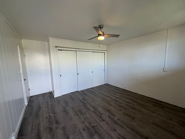 2048 S Beretania St — Photo 13