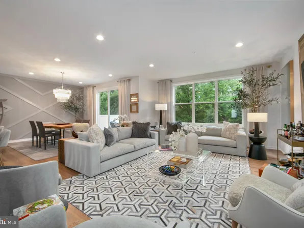 3220 Wier Dr W #W, Warrington, PA 18976