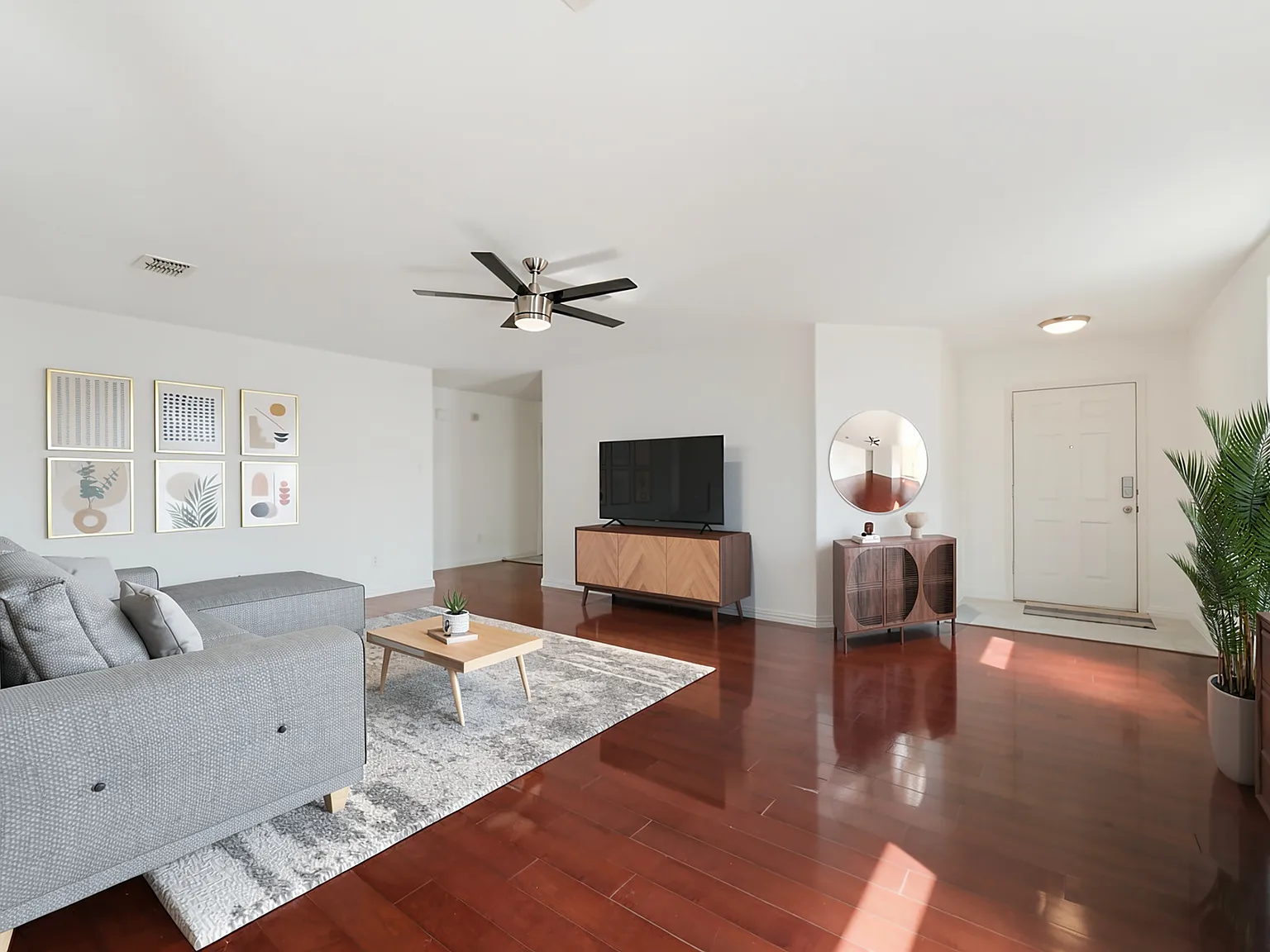 3 bed, 1531 sqft, $2,300 — Photo 2