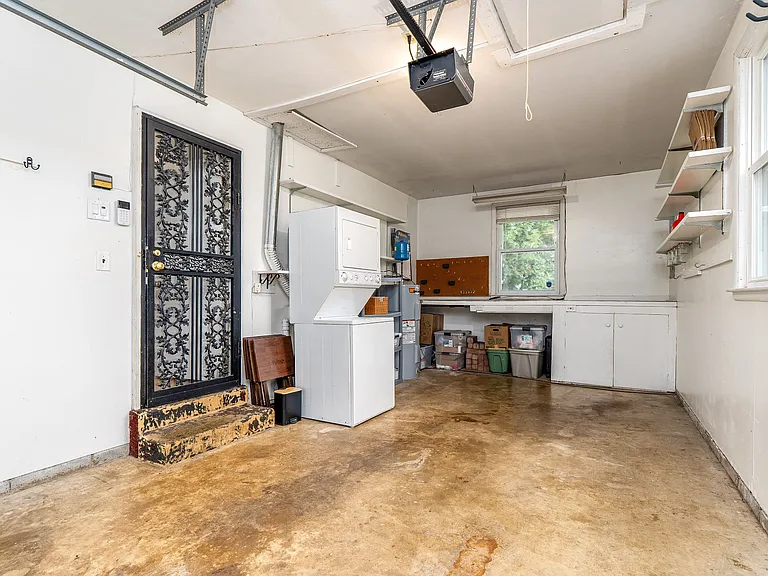 844 Rose Park Dr — Photo 24