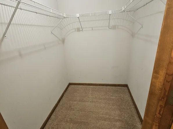 4032 E 61st St #2, Indianapolis, IN 46220