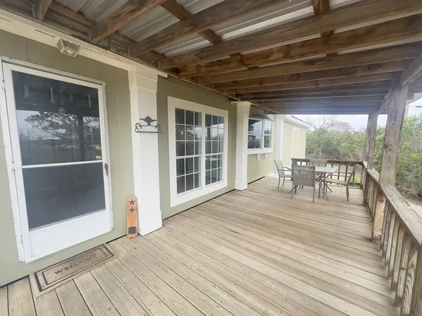 310 Sparkman Dr, Kerrville, TX 78028