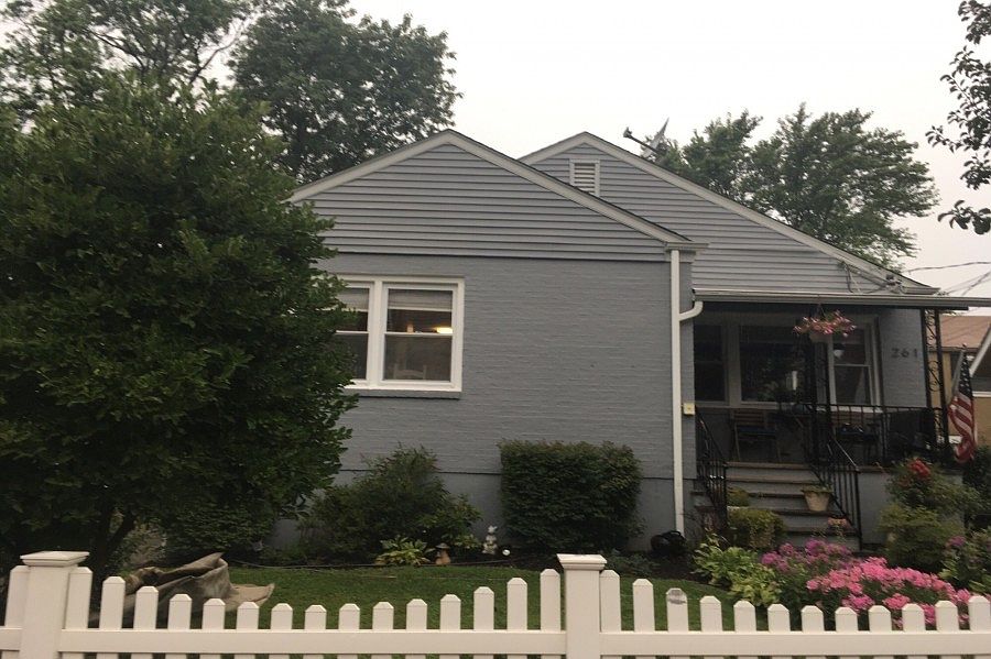 1st image of 261 Waverly Ave