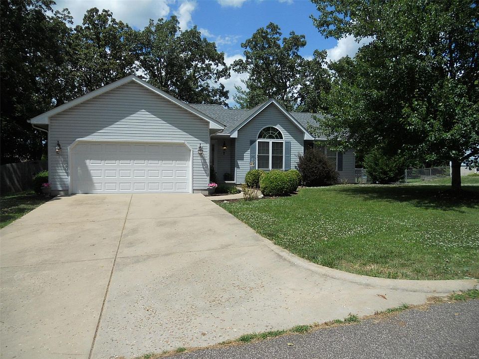 1st image of 7 Karen Ann Cir