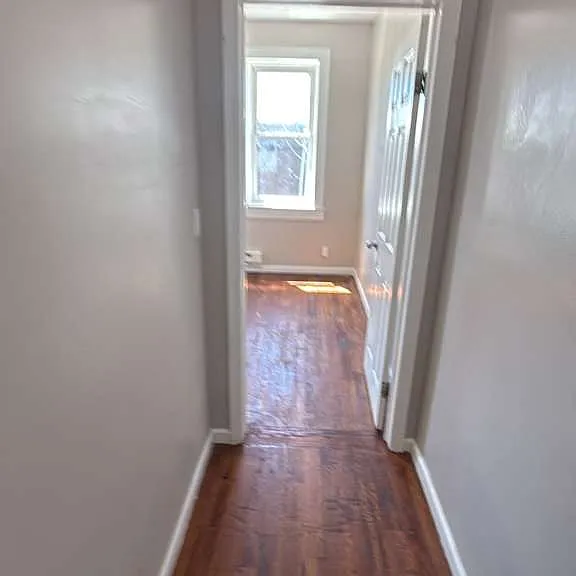 57 E Runyon St #A — Photo 8