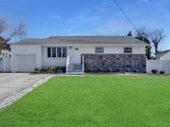 57 Orient Avenue, Brentwood, NY 11717