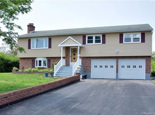 93 Morgan Cir, Wethersfield, CT 06109