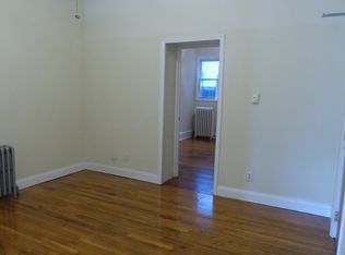 3845 Hamilton St #1F, Philadelphia, PA
