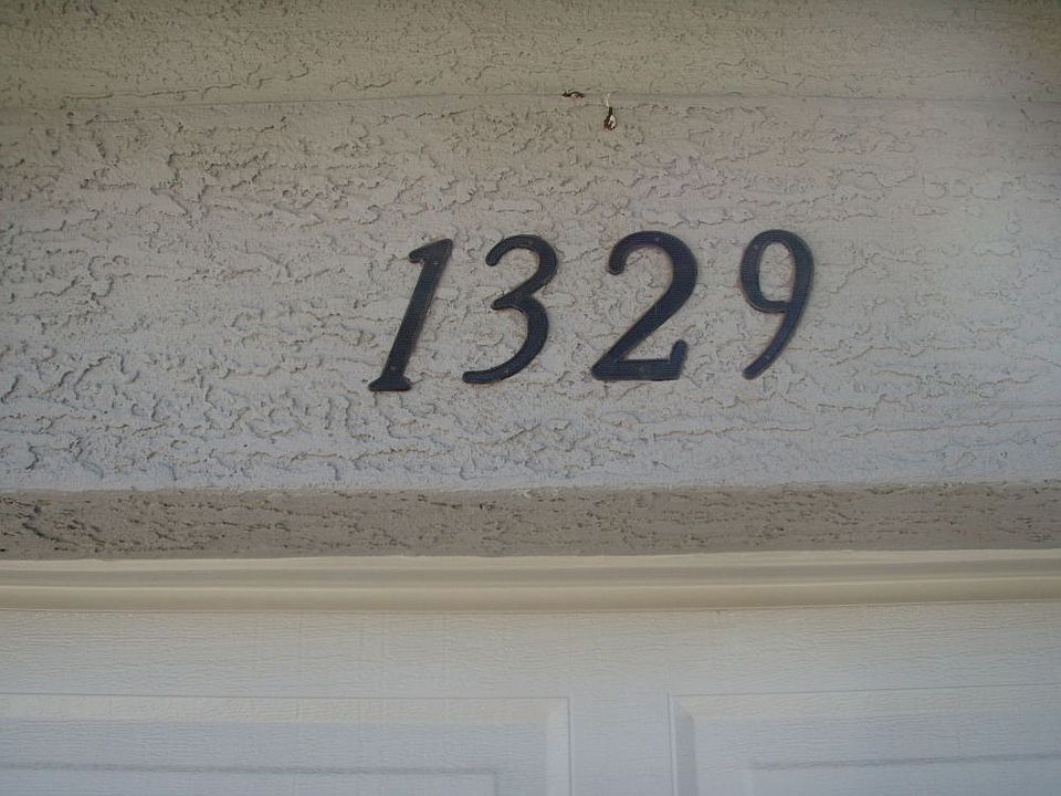 2nd image of 1329 S Kuhni Ct
