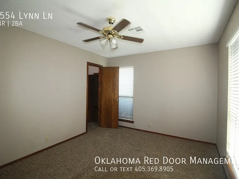 2554 Lynn Ln — Photo 14