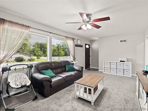 2nd image of 403 Linnwood Avenue