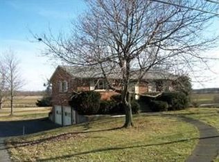 4232 Beach Ridge Rd, North Tonawanda, NY 14120