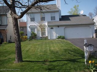 27 Carmel Way, Eatontown, NJ 07724