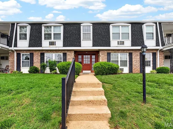 808 Dumont Pl APT E, Saint Louis, MO 63125