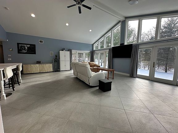 2nd image of 54 Allapartus Rd