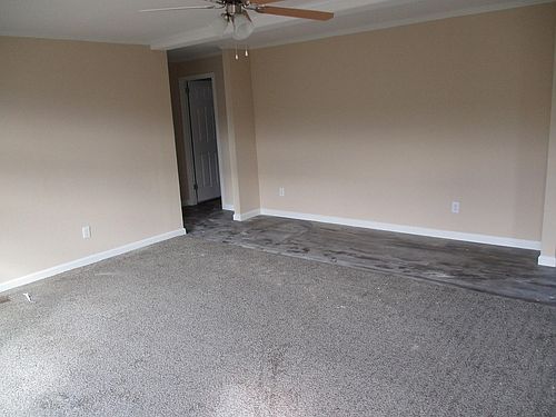 2nd image of 629 Bandera St