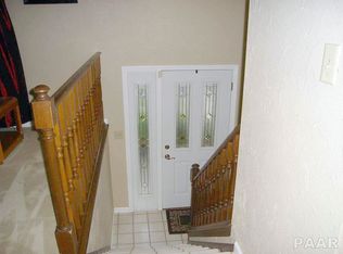 1007 W Centennial Dr, Peoria, IL 61614