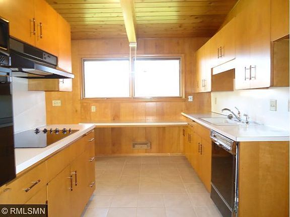 4th image of 1415 Trollhagen Dr NE