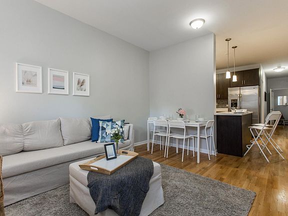 5th image of 3519 W Dickens Ave #1