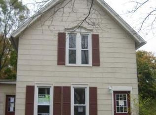 515 S Liberty St, Elgin, IL 60120