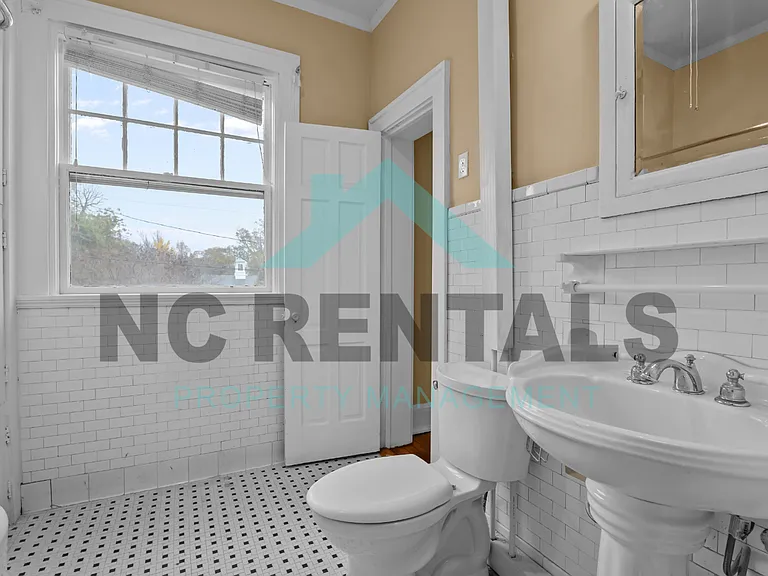 521 Park Pl — Photo 25