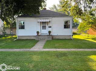 1710 S 13th St, Burlington, IA 52601