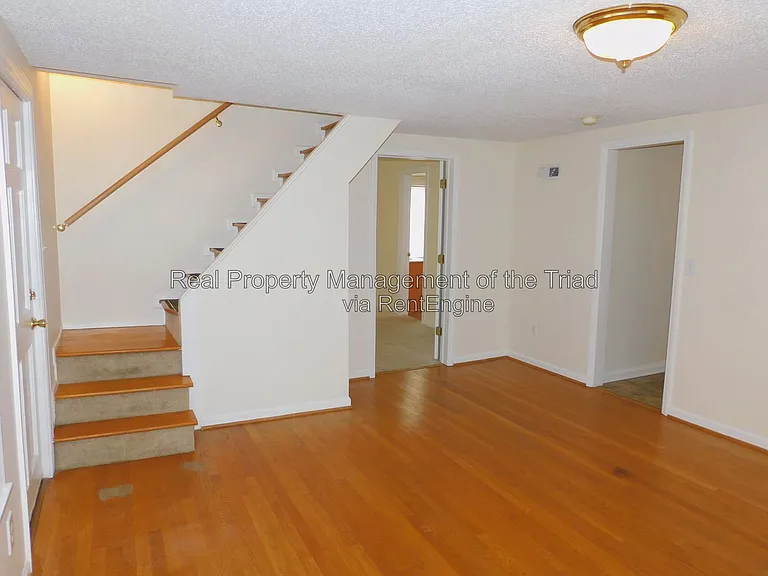 3076 Main St — Photo 6