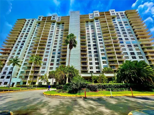 18151 NE 31st Ct, Aventura, FL