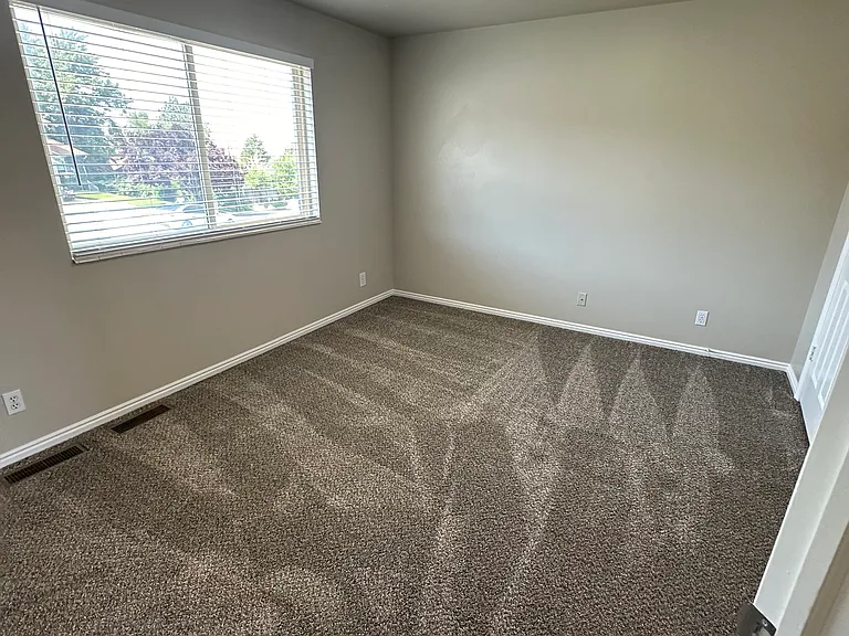 665 E Eaglewood Dr #27 — Photo 14