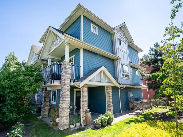 843 Ewen Ave #32, New Westminster, BC V3M 0K6