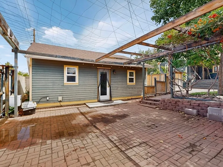 119 Walter St NE — Photo 41