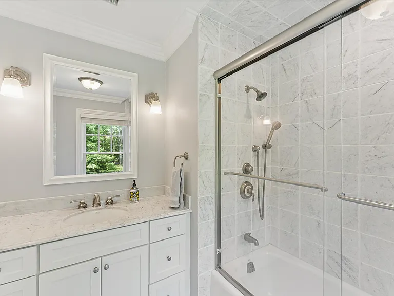 40 Overlook Dr — Photo 16