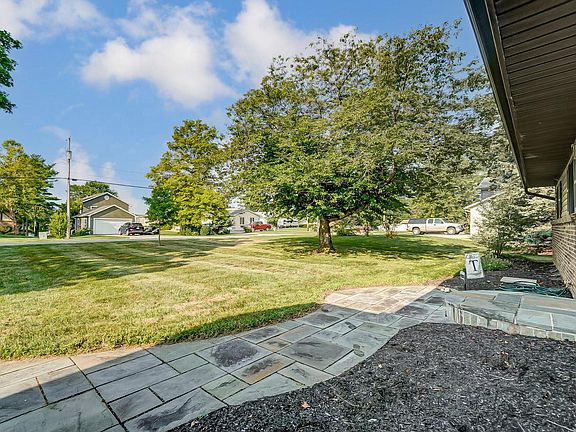 4th image of 2588 W Choctaw Dr