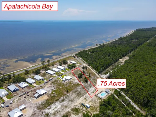 1693 Saint Georges Ct, Carrabelle, FL 32328
